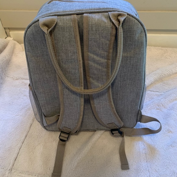 Brand New ✨ picnic backpack - Picture 2 of 6